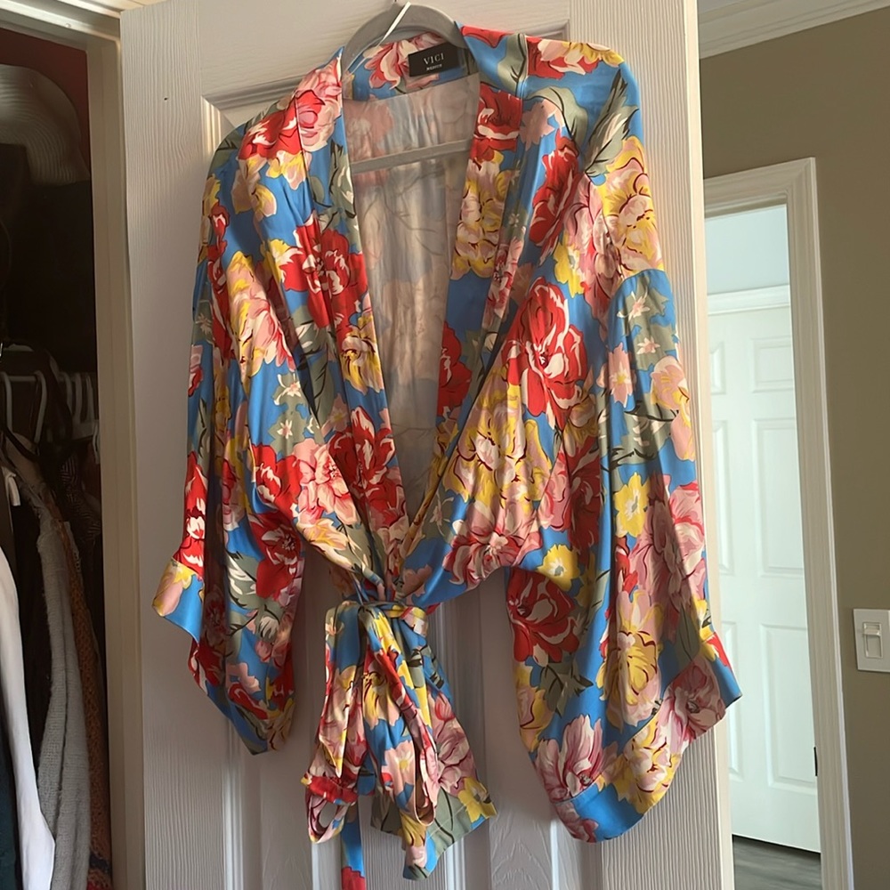 Gorgeous floral spring kimono